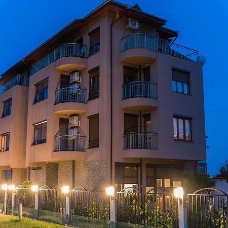 Guest House Georgievi Приморско Экстерьер фото